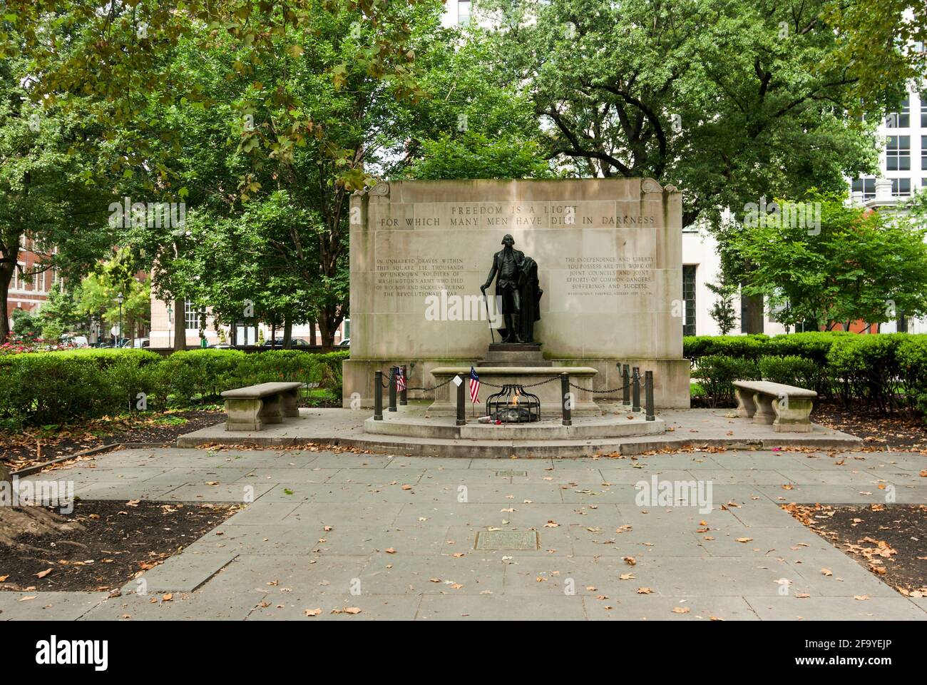 The Tomb of the Unknown Revolutionary War Soldier, Washington Square, Philadelphia, USA. Stock Photo