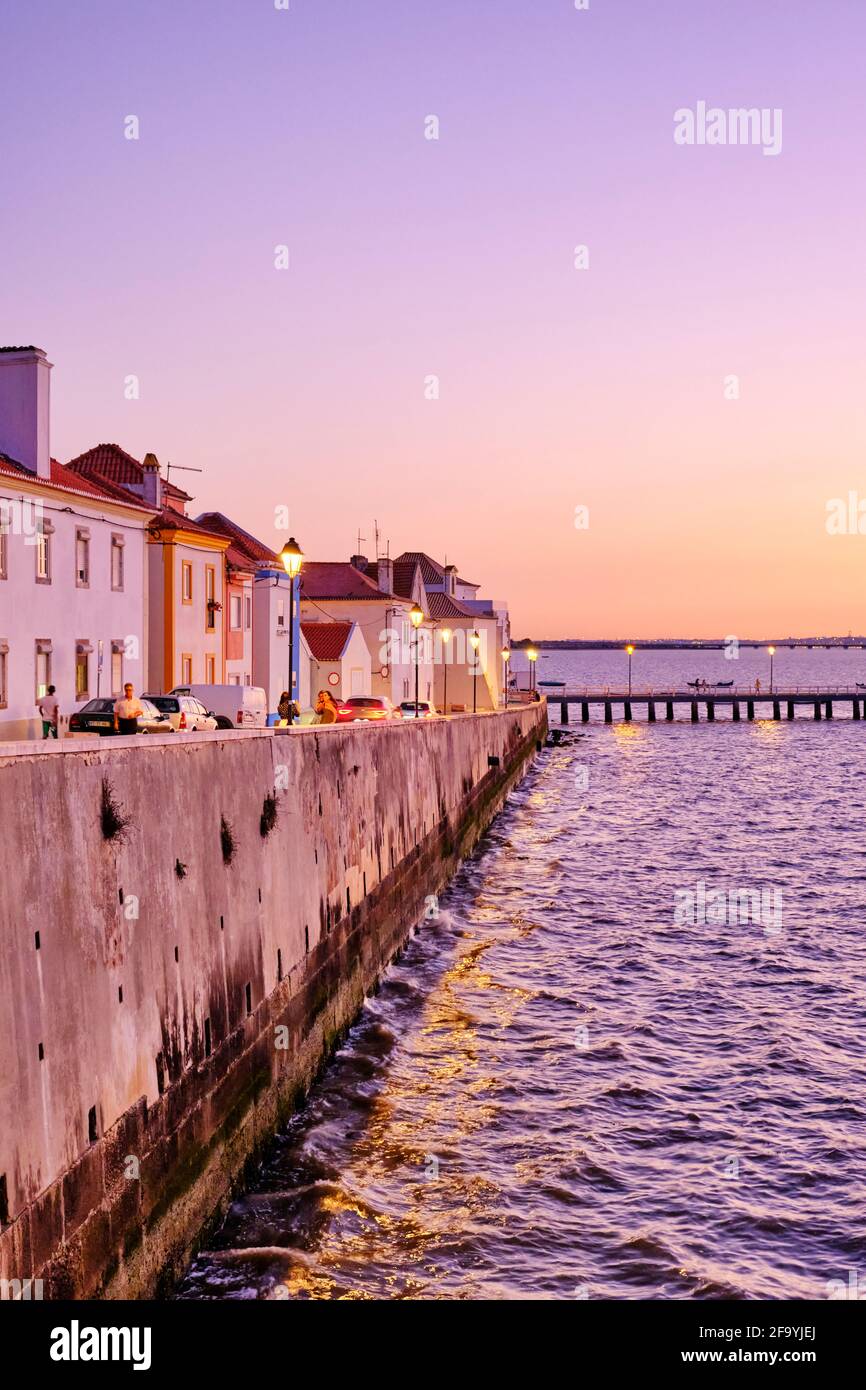The traditional fishing village of Alcochete, spreading along the river