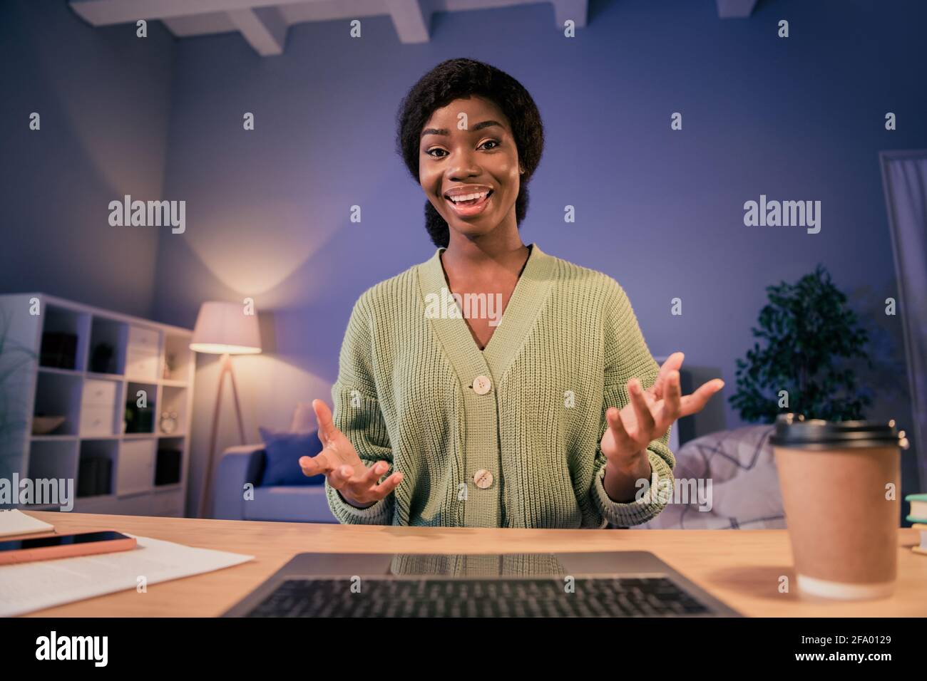 Girl house chat online