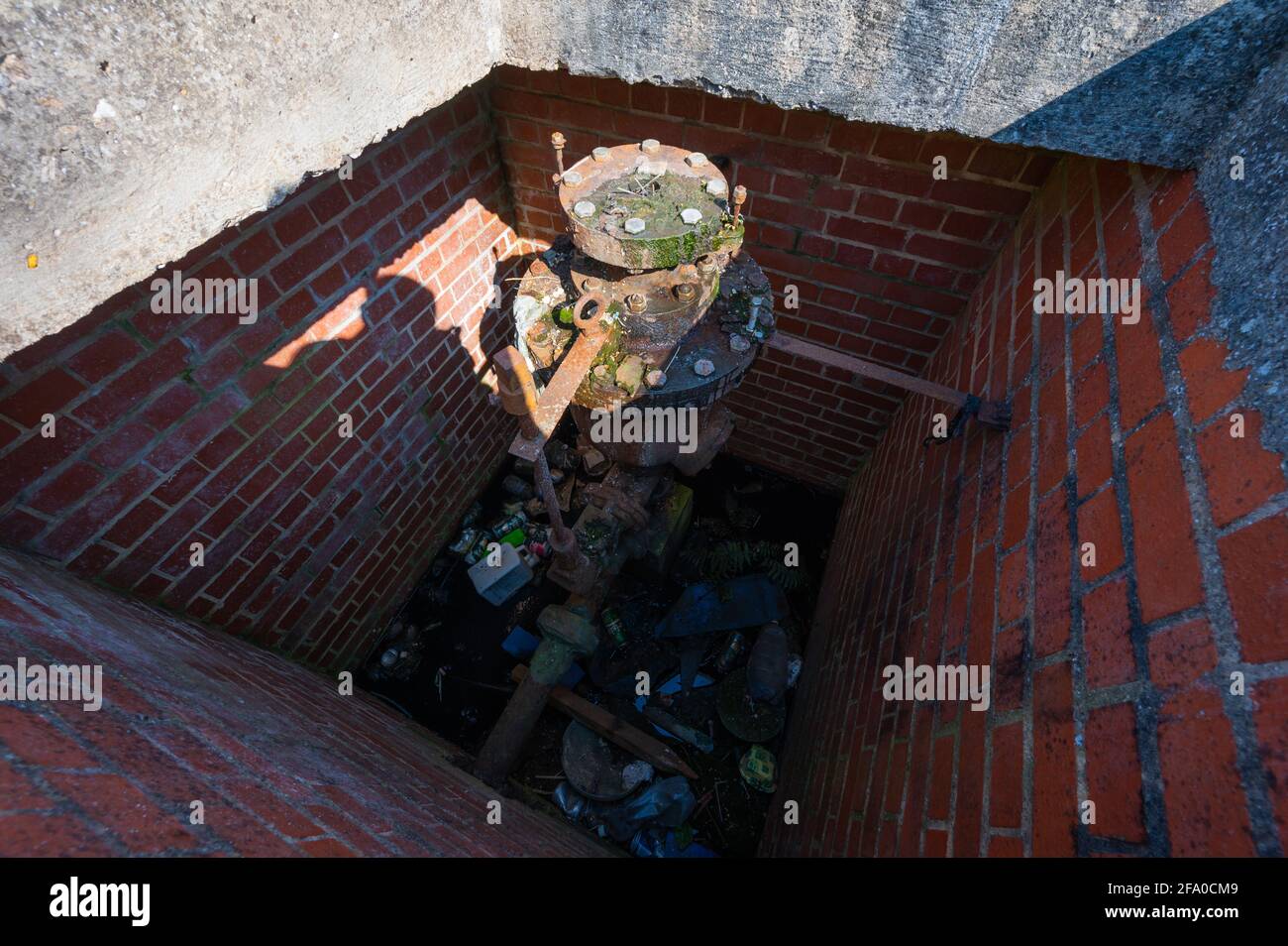 Intermediate pressure hires stock photography and images Alamy