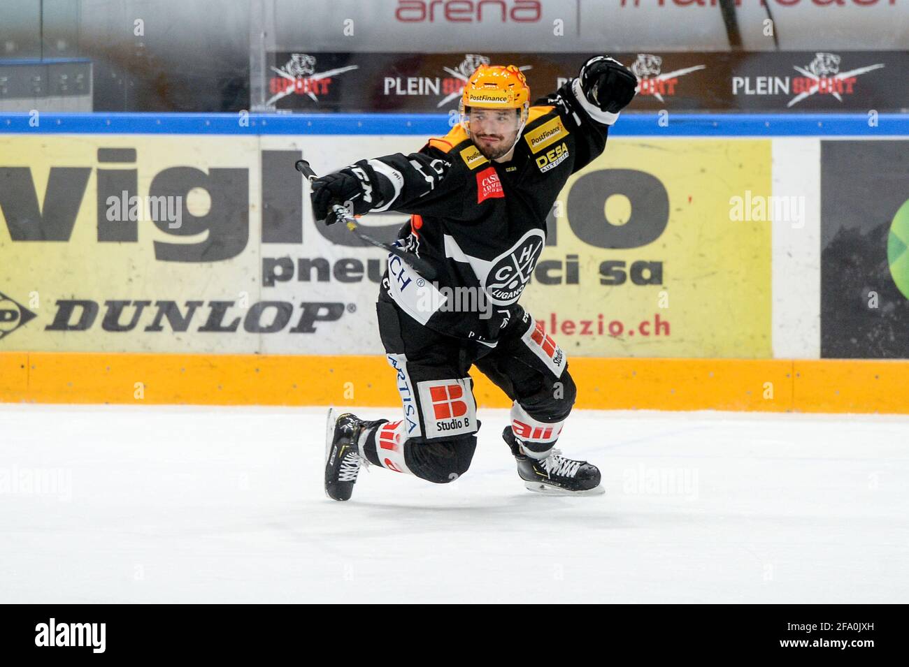 Porza Corner Arena Nl 1 4 Final Game 5 Hc Lugano Sc Usa 21st Apr 21 Rapperswil Jona Lakers Topscorer Luca Fazzini Lugano Celebrate His 3 3 Goal Switzerland Croatia Out Credit Spp Sport Porza Corner Arena Nl 1 4 Final Game 5 Hc Lugano Sc Usa 21st Apr 21 Rapperswil Jona Lakers Topscorer Luca Fazzini Lugano Celebrate His 3 3 Goal Switzerland Croatia Out Credit Spp Sport