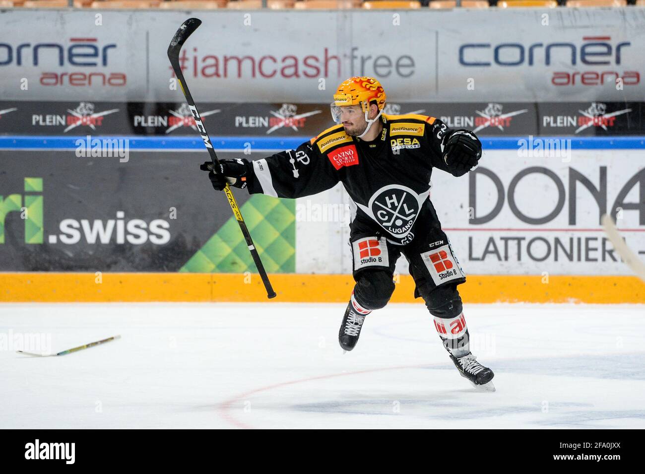 Porza Corner Arena Nl 1 4 Final Game 5 Hc Lugano Sc Usa 21st Apr 21 Rapperswil Jona Lakers Topscorer Luca Fazzini Lugano Celebrate His 3 3 Goal Switzerland Croatia Out Credit Spp Sport Porza Corner Arena Nl 1 4 Final Game 5 Hc Lugano Sc Usa 21st Apr 21 Rapperswil Jona Lakers Topscorer Luca Fazzini Lugano Celebrate His 3 3 Goal Switzerland Croatia Out Credit Spp Sport