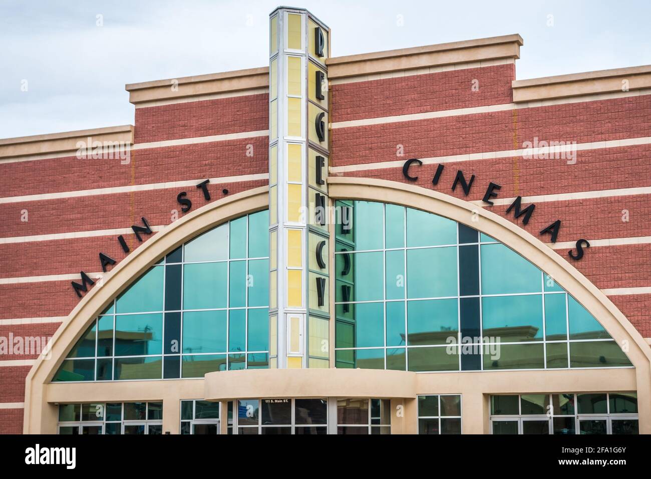 Regency Cinemas High Resolution Stock Photography and Images Alamy