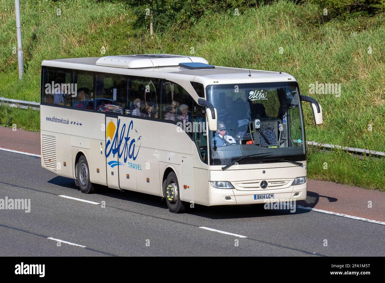 Private coach hire hi-res stock photography and images - Alamy