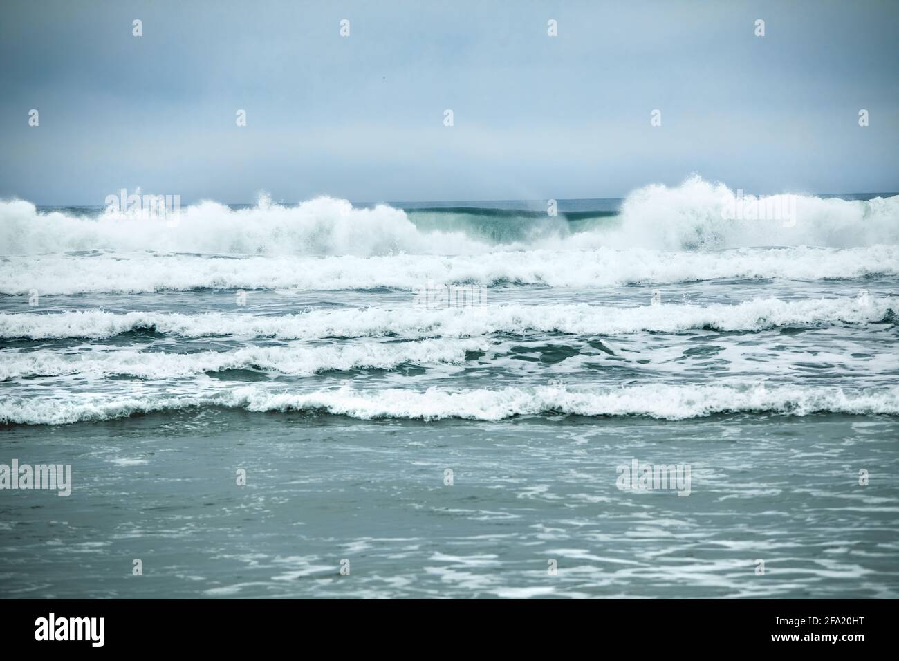 White foam waves hires stock photography and images Alamy