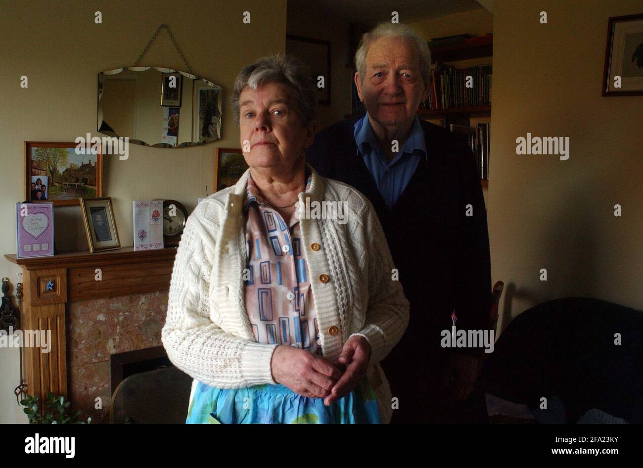 BRIAN AND AUDREY BROARD AT THEIR HOME IN PURTON,WILTS.20/3/07 TOM PILSTON. Stock Photo