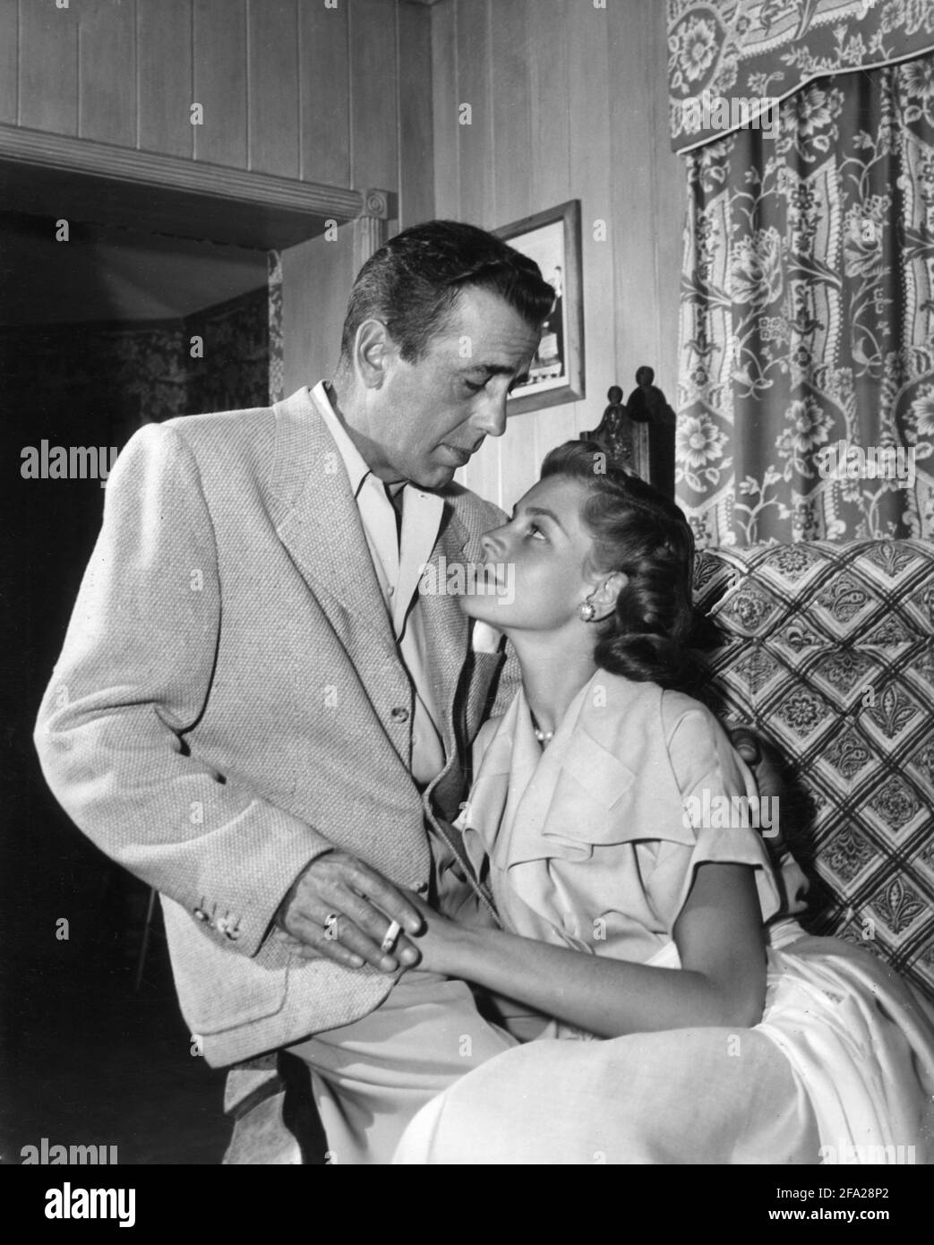 HUMPHREY BOGART and LAUREN BACALL 1949 candid portrait at home by BERT ...