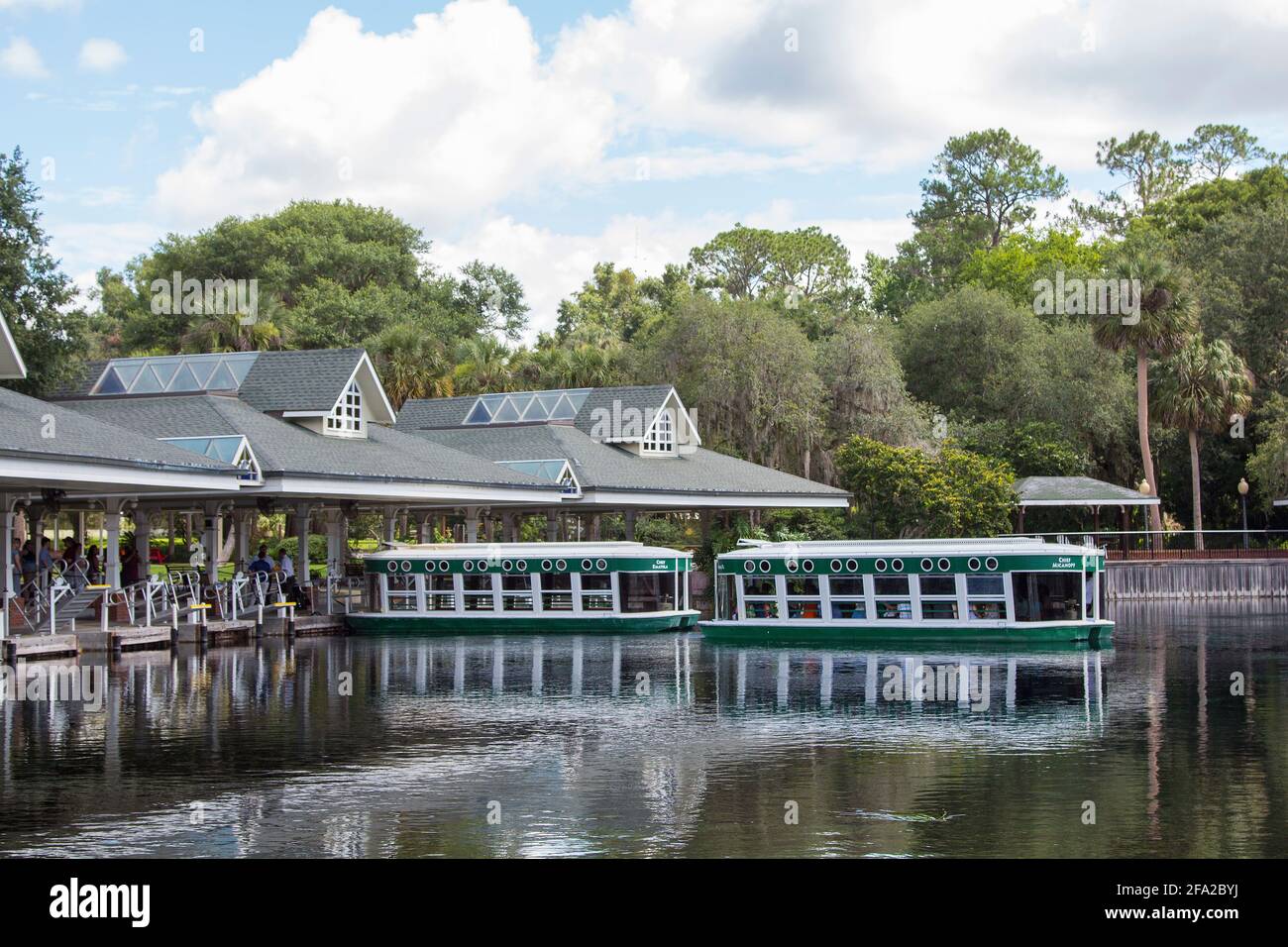 Tourist glass bottom boat hires stock photography and images Alamy