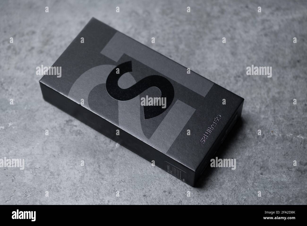 Samsung S21 Ultra Hi Res Stock Photography And Images Alamy