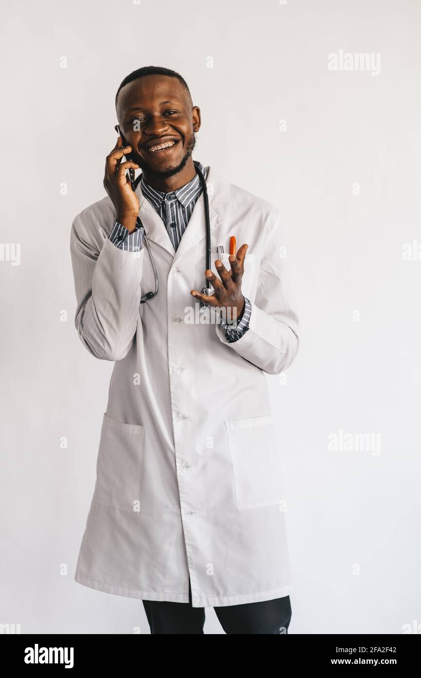 Black nurse hi-res stock photography and images - Alamy