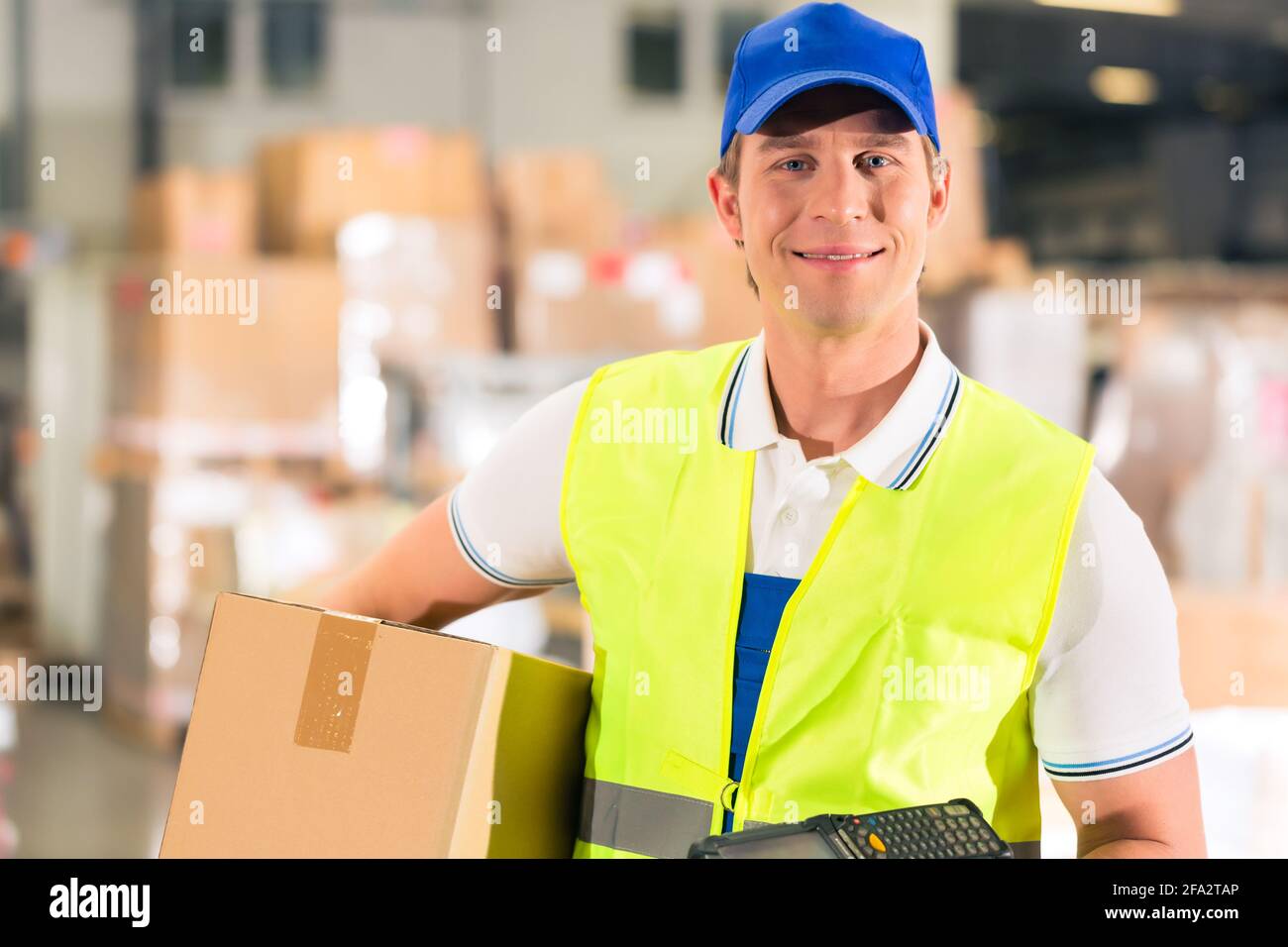 Строительные работы. Working holds. Красивые грузчики. Worker техника. Working holds.