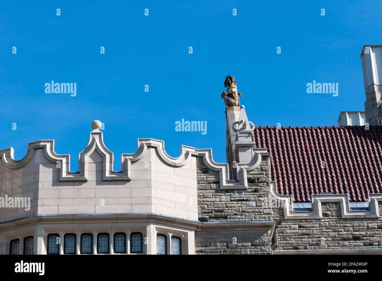 Casa Loma (1911-1914), Toronto - south west corner, feat. detail of fancy crenellations, stone work, and sculpture Stock Photo