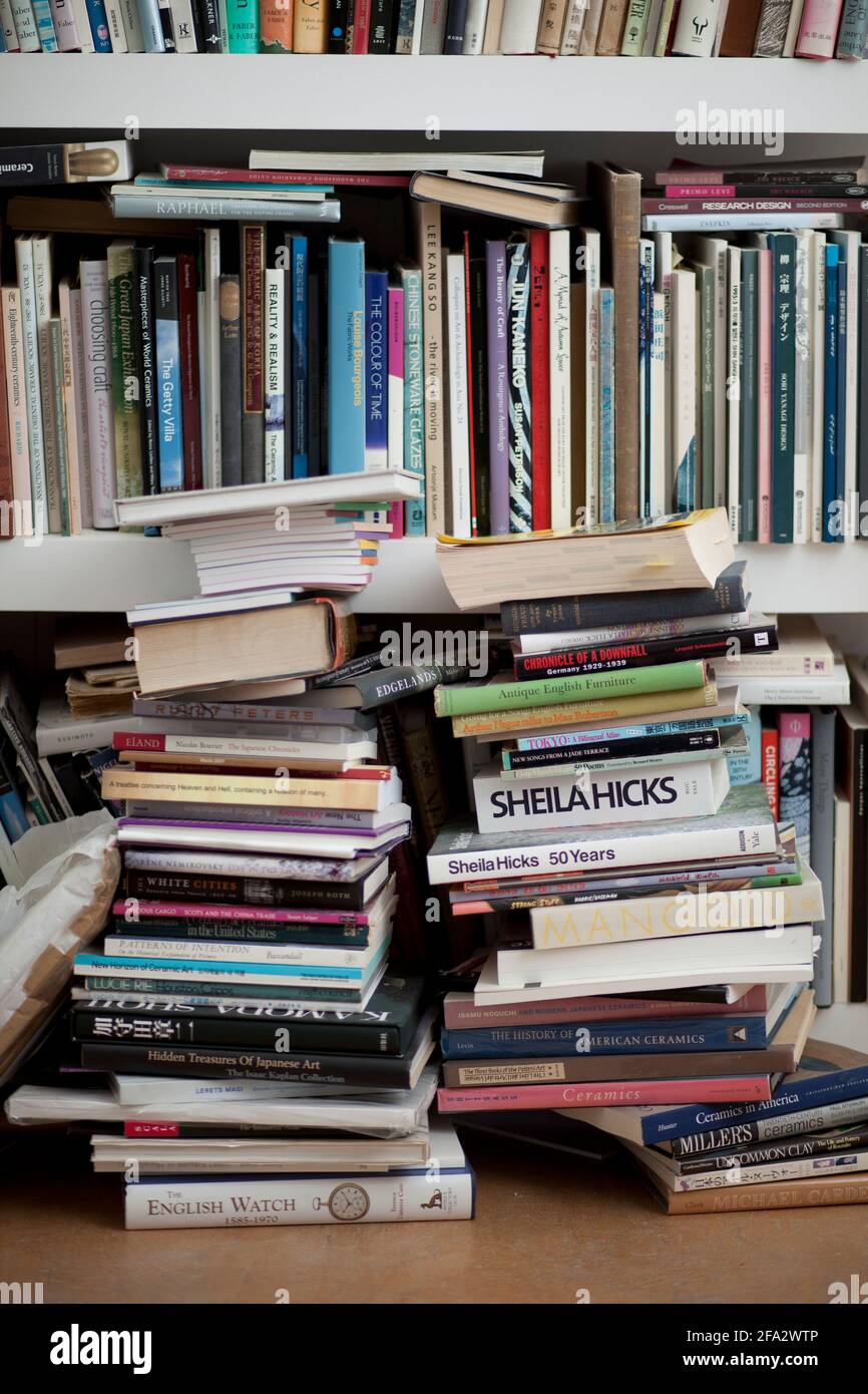 Detail of book case belonging to Edmund De Waal , author of The Hare With Amber Eyes and ceramic artist photographed during an interview at his studio Stock Photo