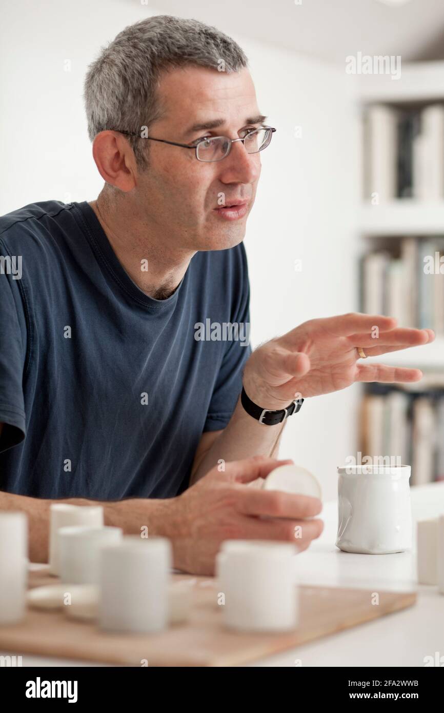 Edmund De Waal , author of The Hare With Amber Eyes and ceramic artist photographed during an interview at his studio in south east London.. 22 June 2 Stock Photo