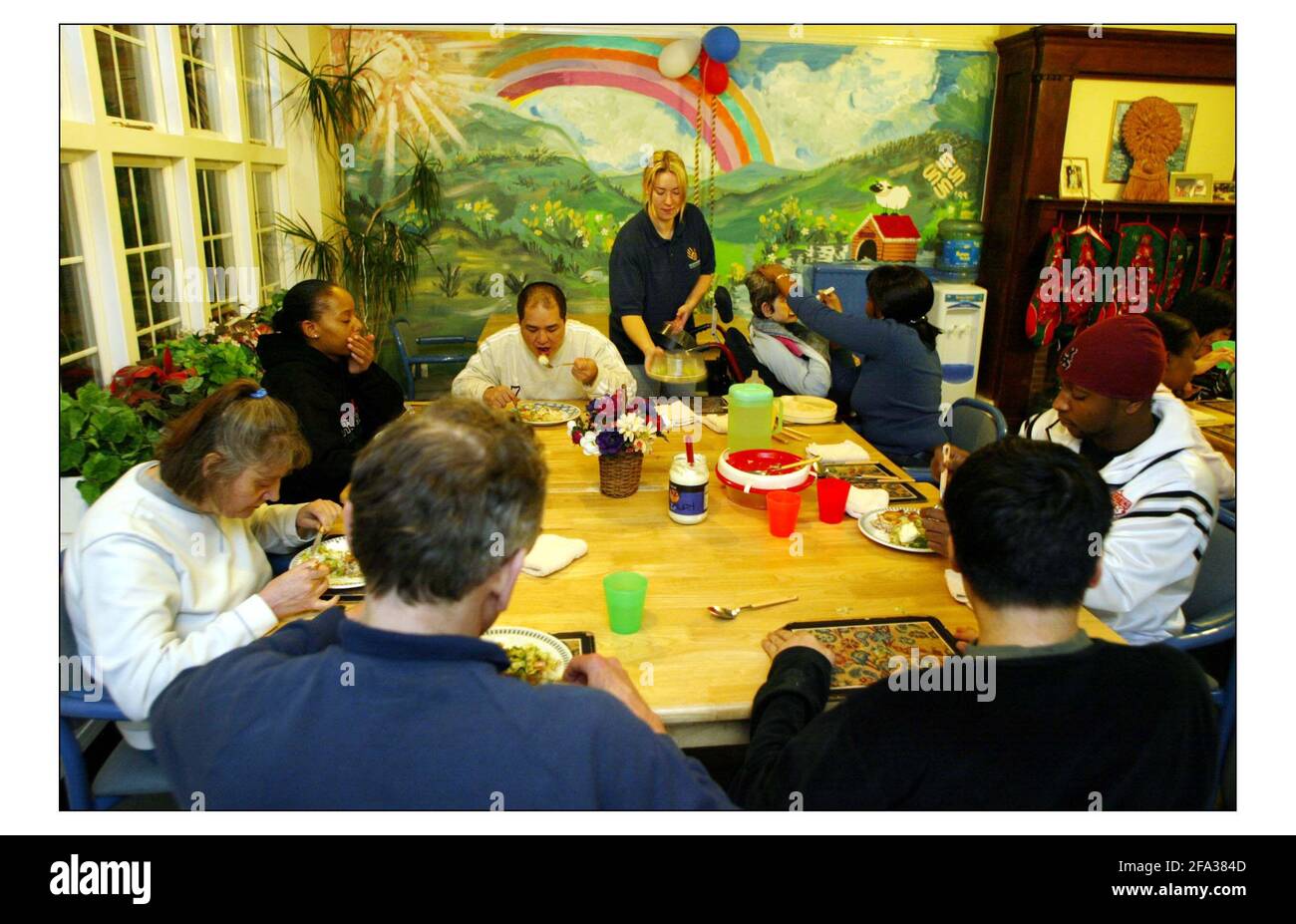 CHRISTMAS APPEAL..........Ockenden International supports Kilmore House in Camberly, Surrey, where some of the 1975 vietnam refugees with learning difficulties live.pic David Sandison 10/12/2003 Stock Photo