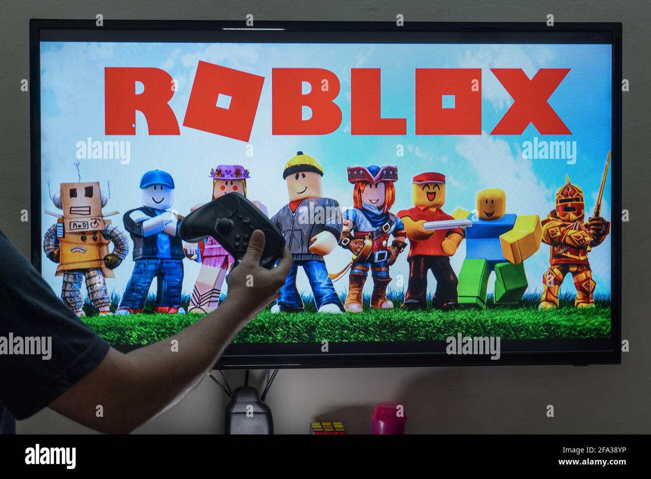 Lagos, Portugal: February 2021; Young boy playing the online game platform,  Roblox on a PC at home Stock Photo - Alamy