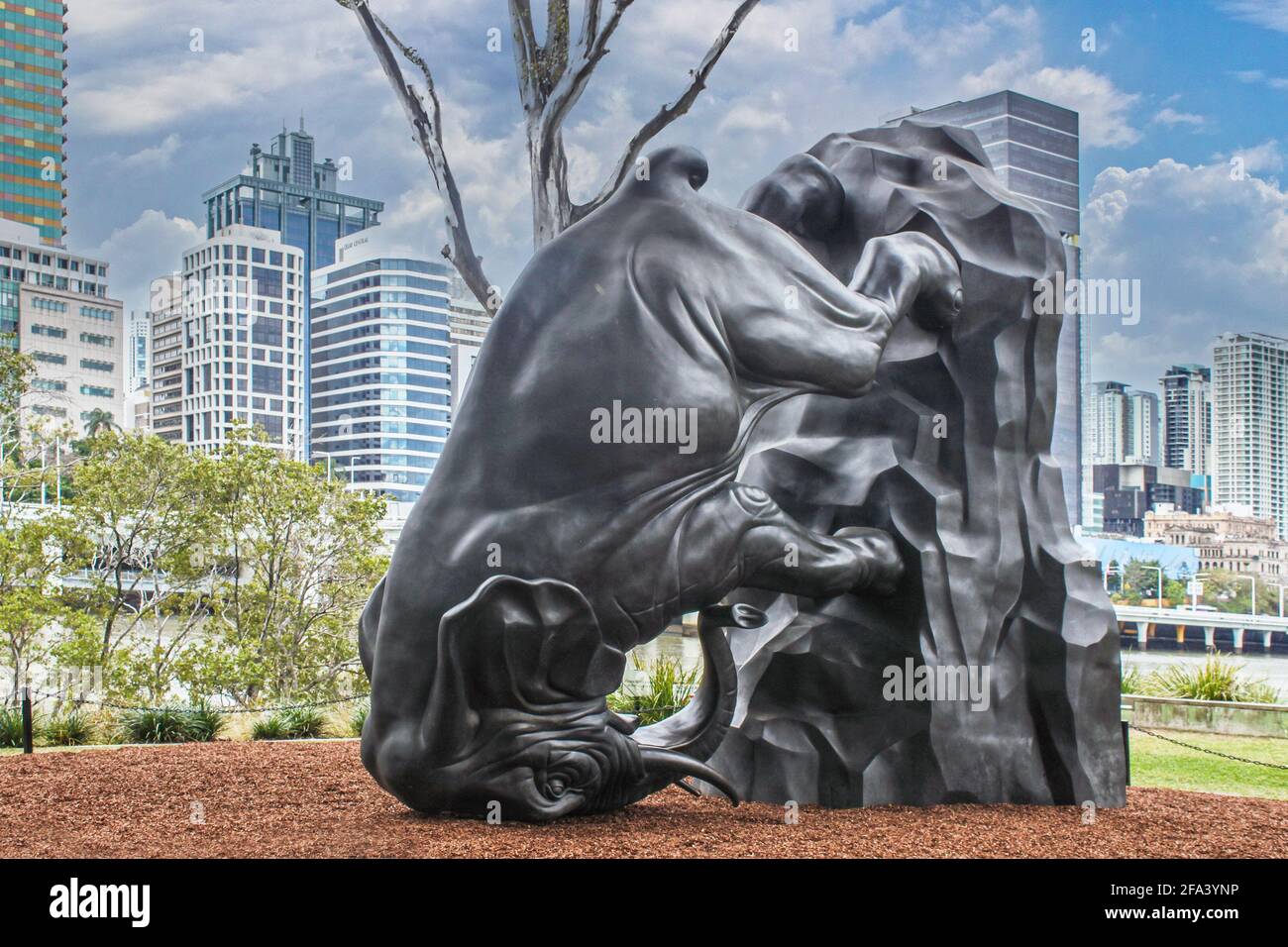Modern sculpture cityscape brisbane hires stock photography and images