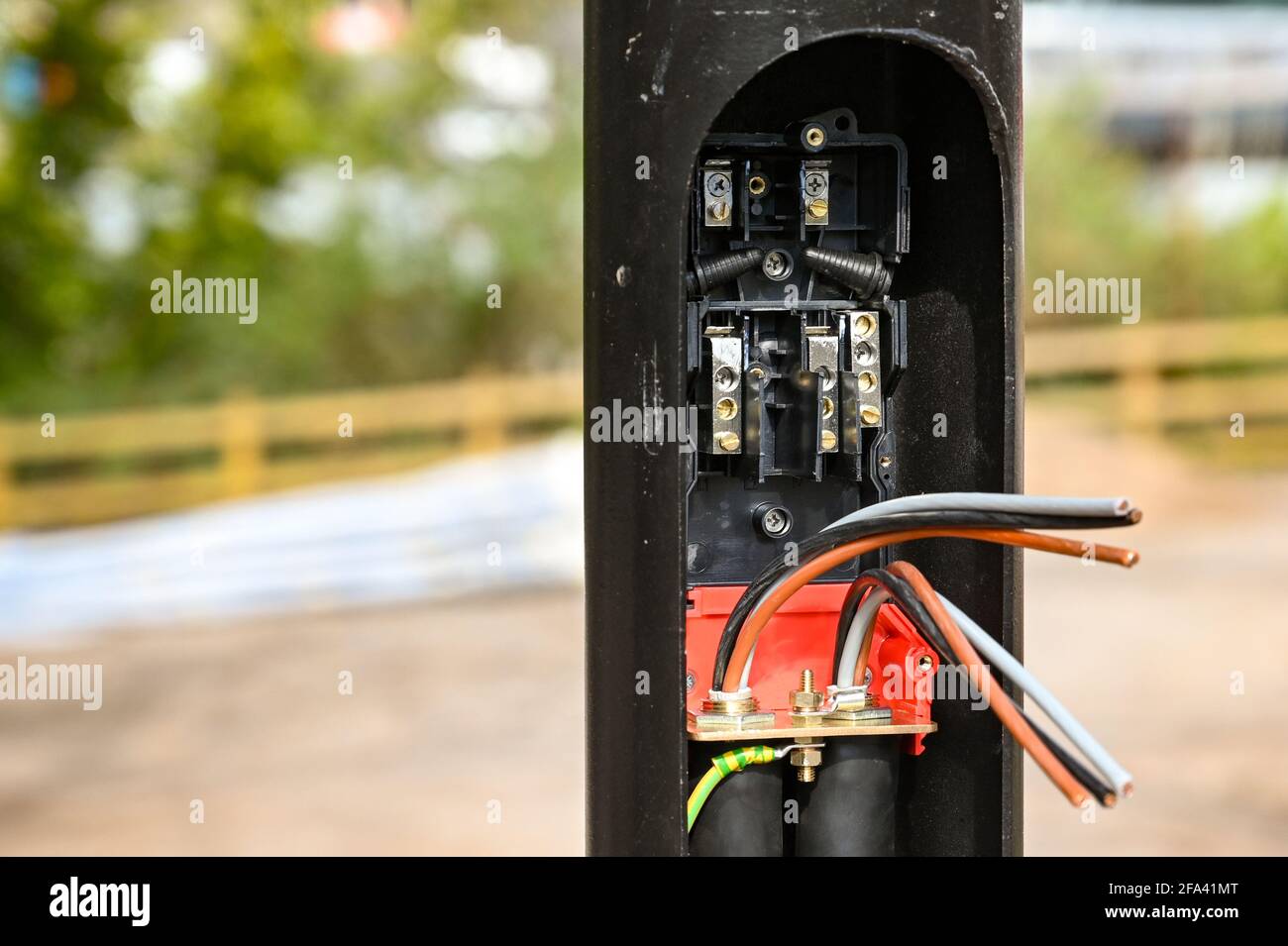 Light wiring hires stock photography and images Alamy