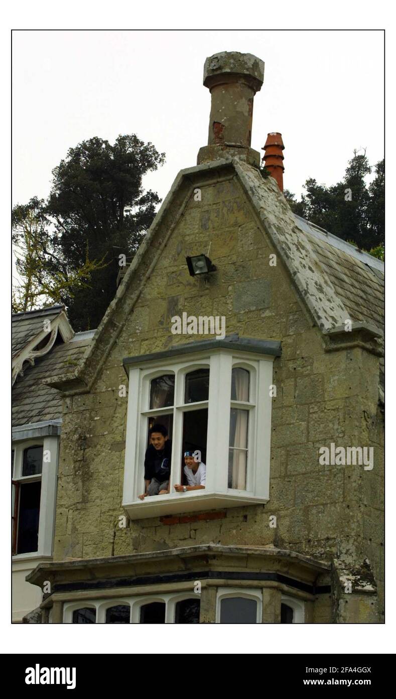Public school children at  East Dene on the Isle of Wight who are spending 10 days in isolation, as a precaution during the Sars virus scare in their homes in Hong Kong and China.pic David Sandison 25/4/2003 Stock Photo