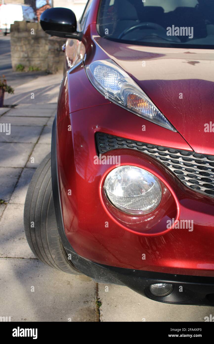 Car headlights hi-res stock photography and images - Alamy
