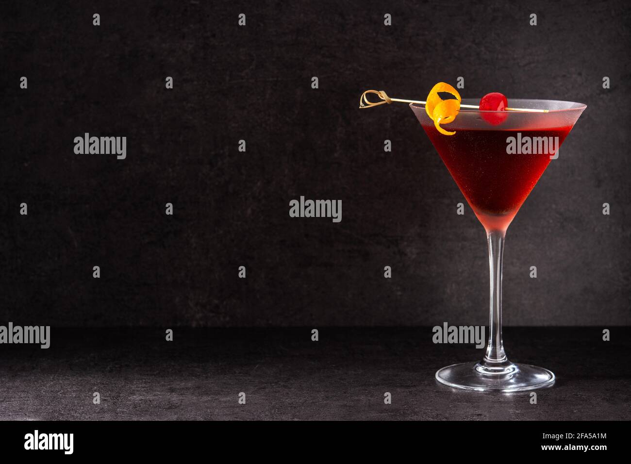 Exquisite Manhattan Cocktail Moment for Mobile Exquisite Manhattan Cocktail Moment for Mobile