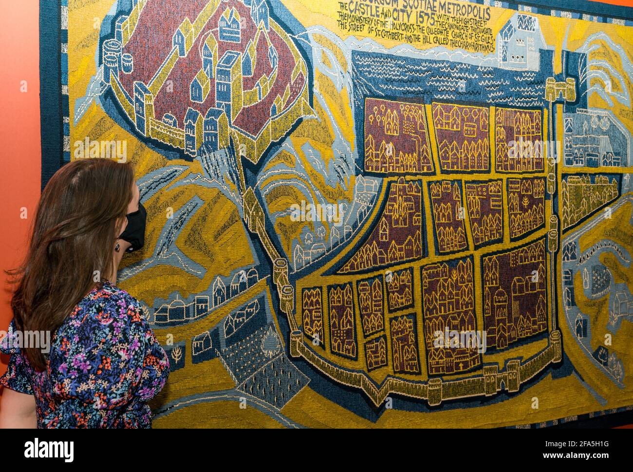 Hanging tapestries hi res stock photography and images Page 3 Alamy