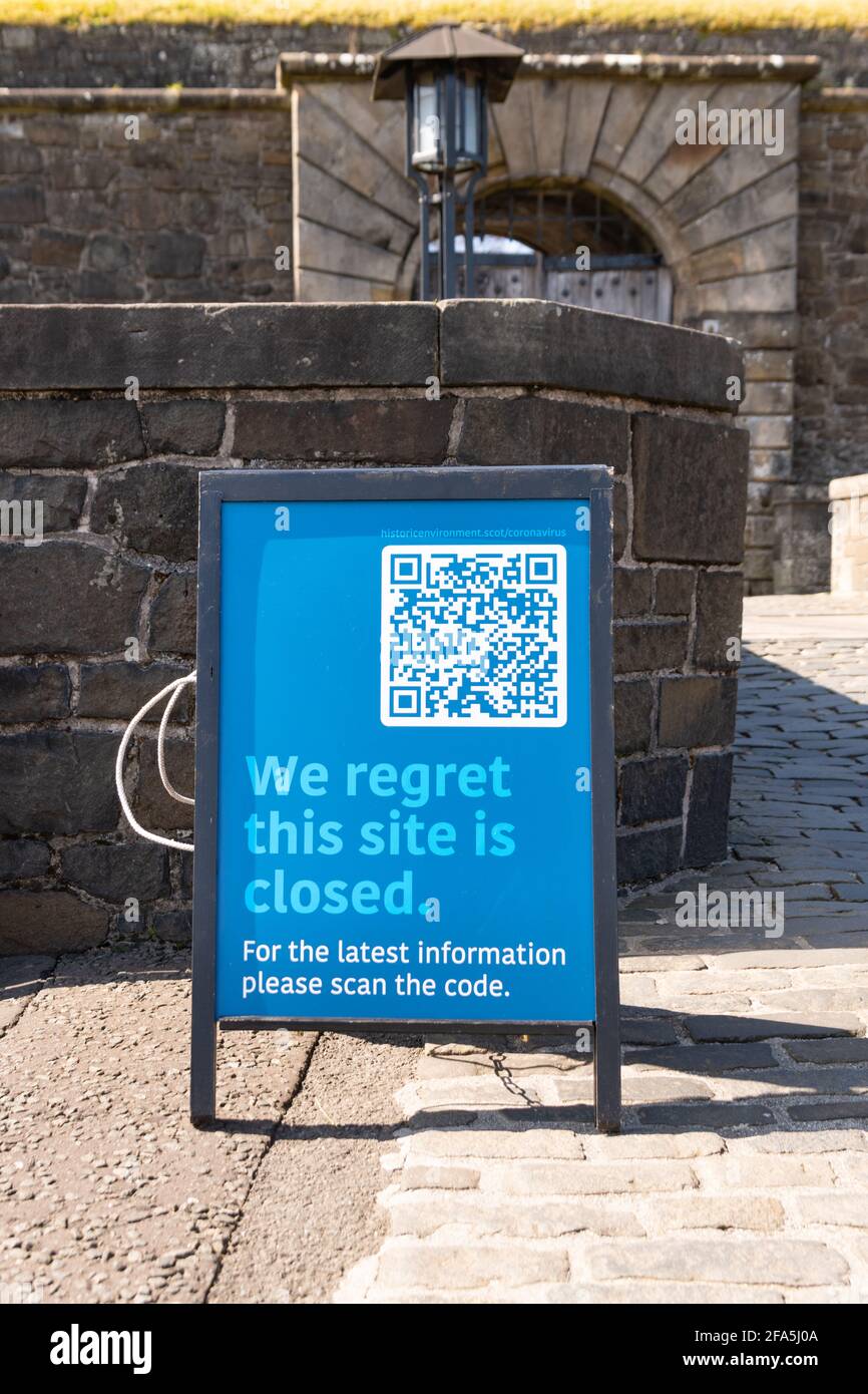 Qr code coronavirus hi-res stock photography and images - Alamy