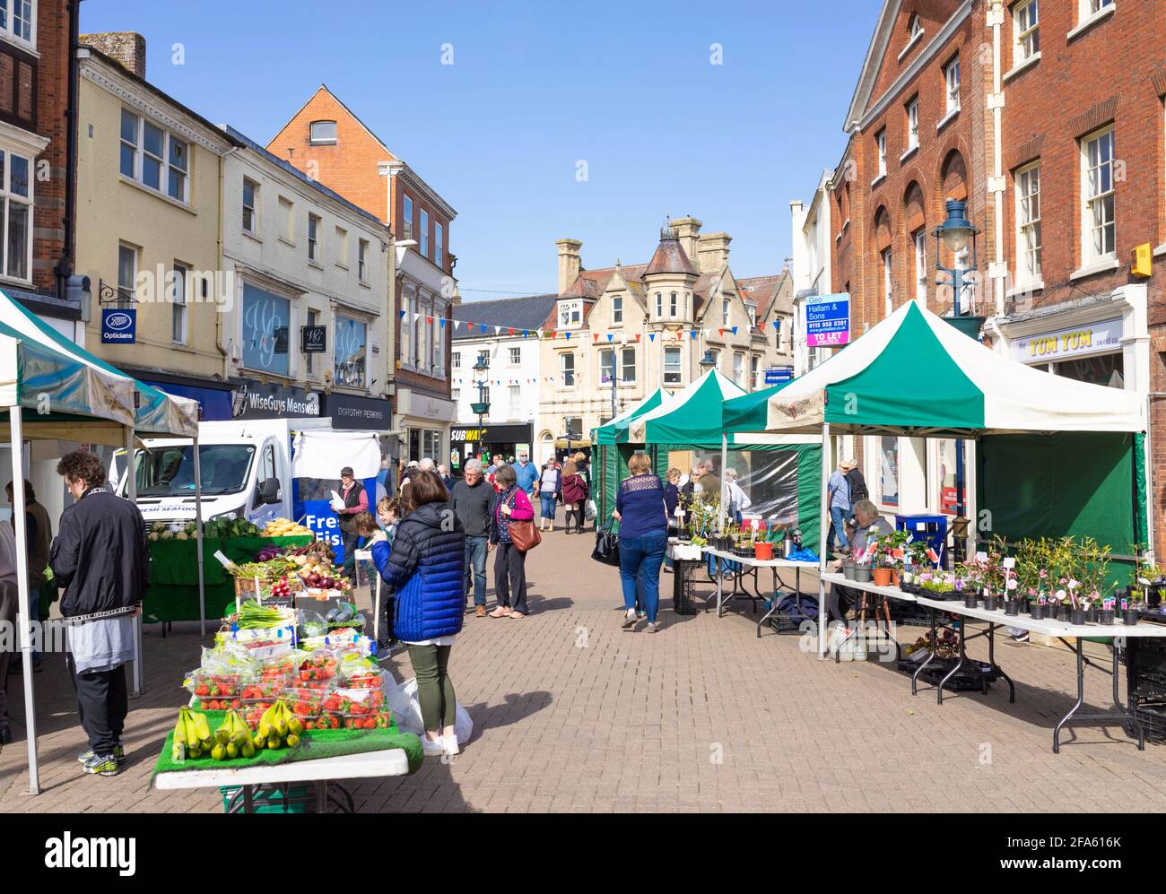 Tuesday market place hires stock photography and images Alamy