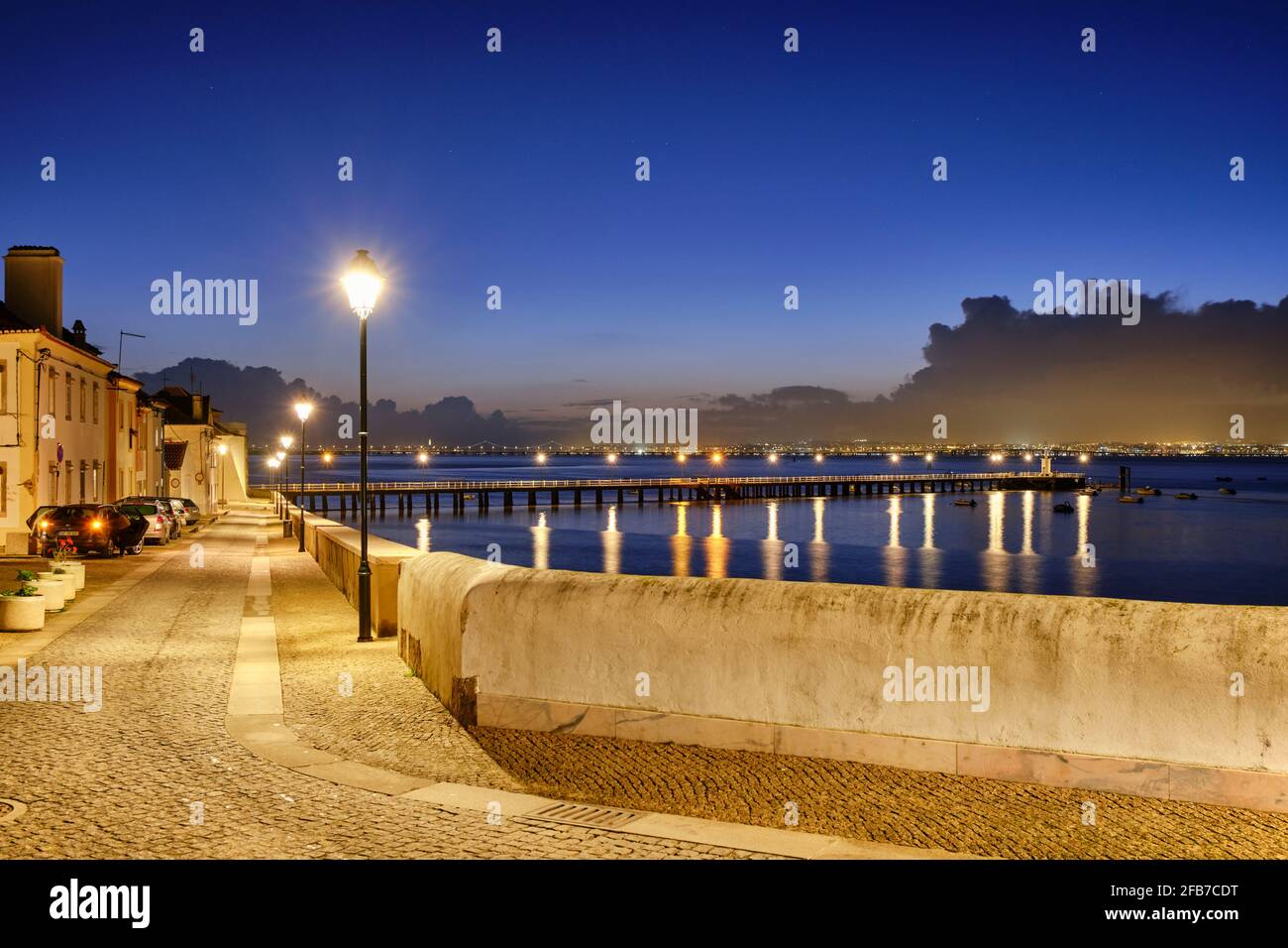 The traditional fishing village of Alcochete, spreading along the river