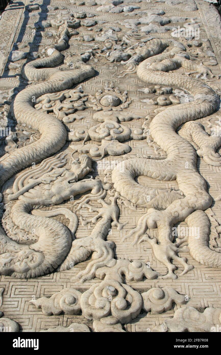 Temple du dragon hi-res stock photography and images - Alamy