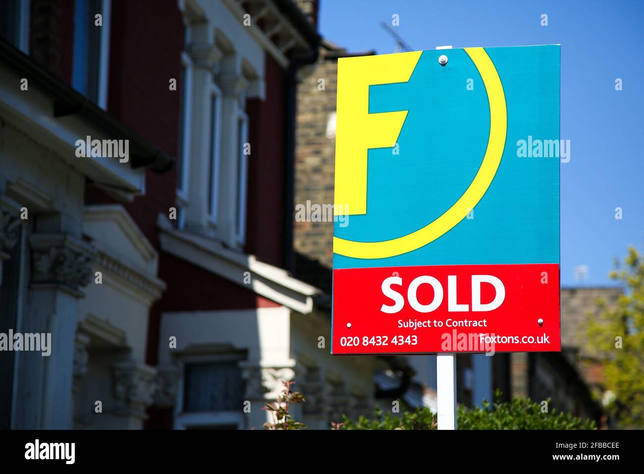 Foxtons to be sold hires stock photography and images Alamy