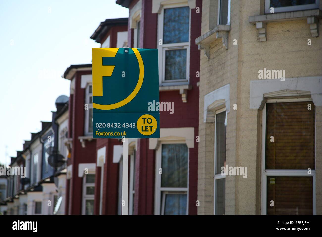 Foxtons estate agent london hires stock photography and images Alamy