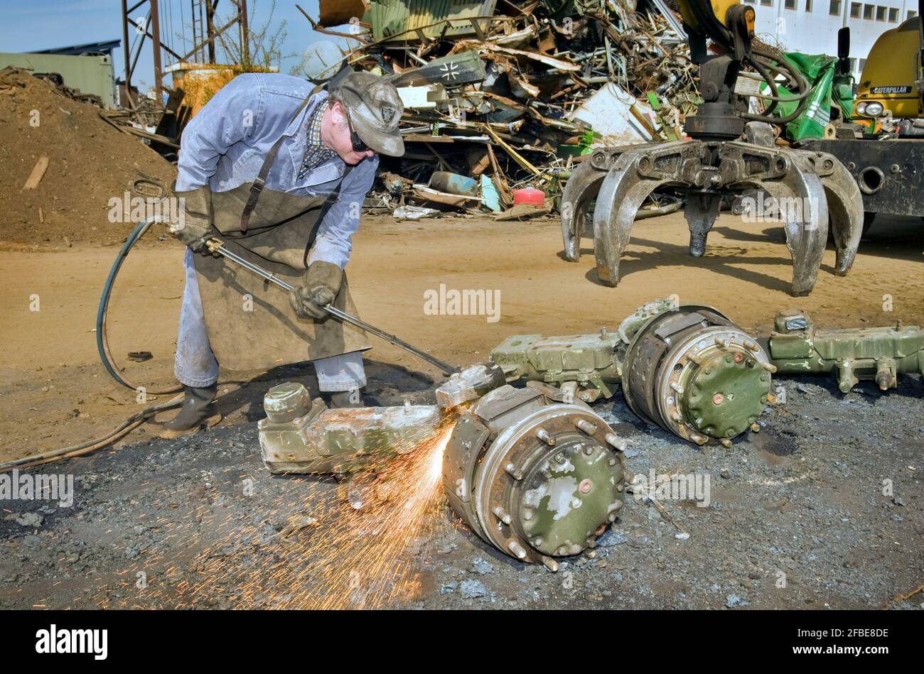 Im 300-Seelen-Dorf Rockensußra befindet sich Europas einzige NATO-zertifizierte Panzerverschrottungsanlage. Stock Photo