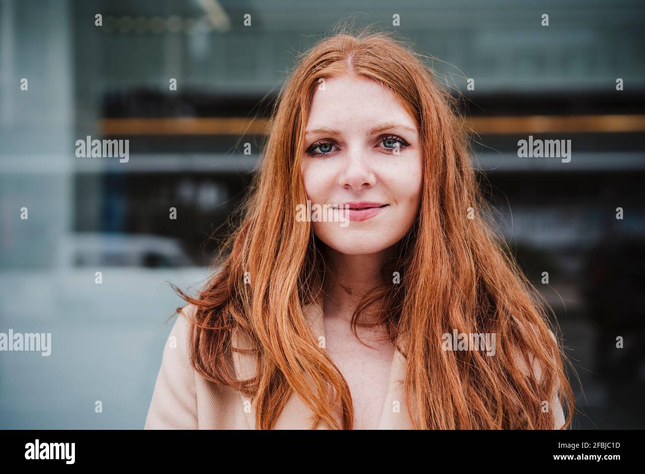 Woman redhead hi-res stock photography and images - Alamy