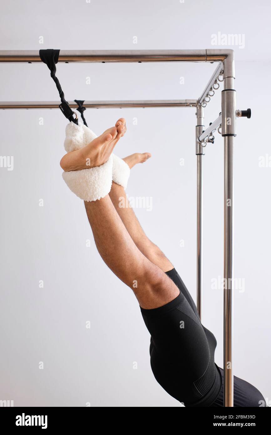 Leg stretching machine hires stock photography and images Alamy
