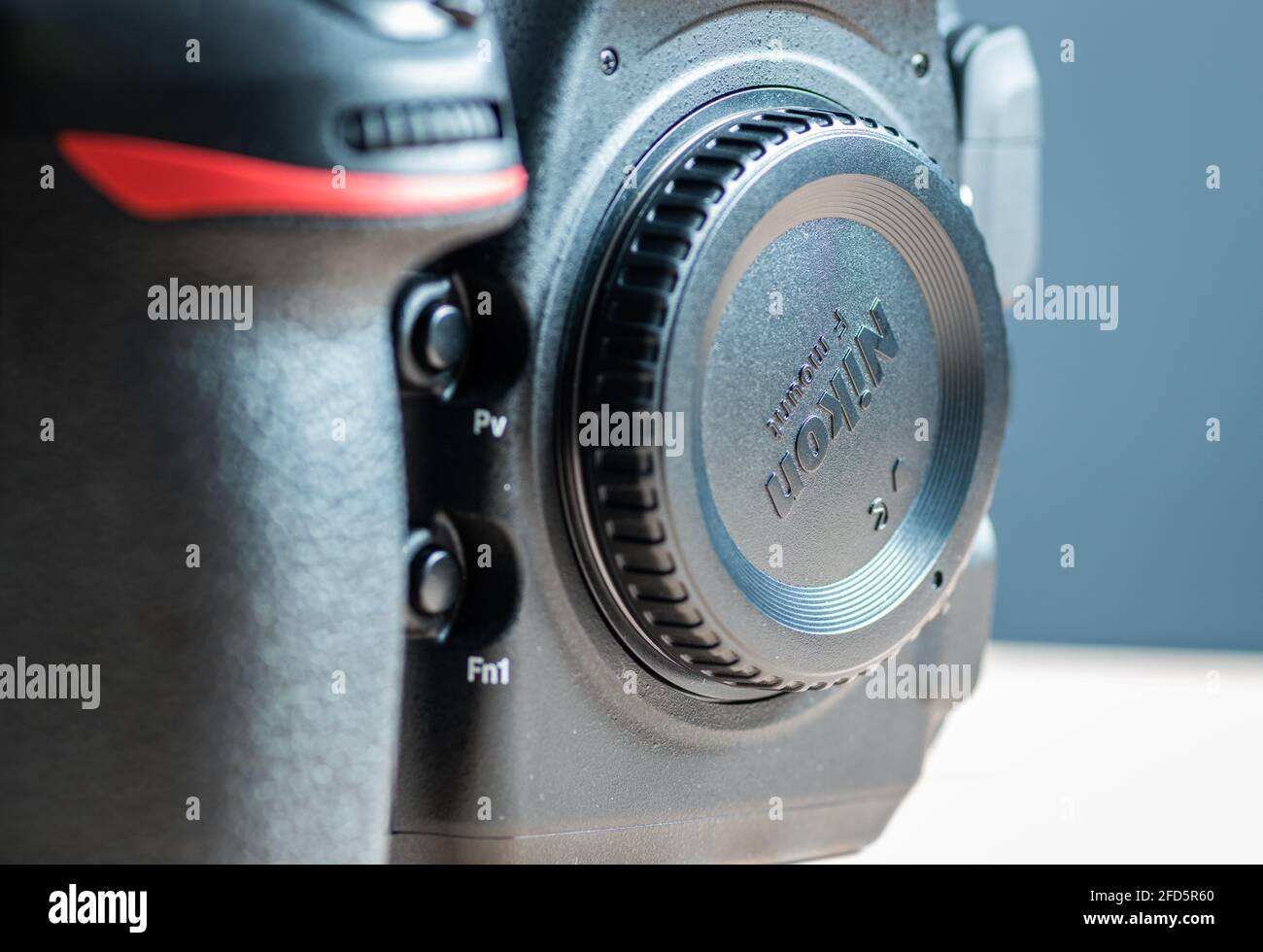 Galle, Sri Lanka - 02 17 2021: Nikon DSLR body front view with body cap  attached into the lens mount. Nikon logo embossed into the body cap as a  backs Stock Photo - Alamy
