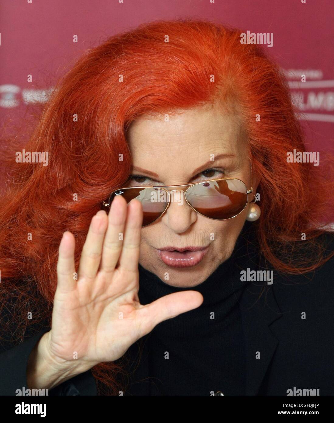 Berlin, Germany. 13th Feb, 2008. Italian singer Milva speaks during a press conference at the Berlinale. Italian pop and chanson singer Milva is dead. This was confirmed by her daughter to the Italian news agency Ansa on Saturday. Credit: Soeren Stache/dpa-Zentralbild/dpa/Alamy Live News Stock Photo