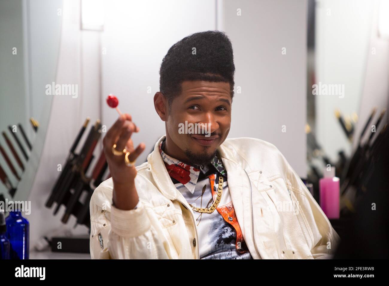 USHER in BAD HAIR (2020), directed by JUSTIN SIMIEN. Credit: Culture Machine / Sight Unseen Pictures / Album Stock Photo