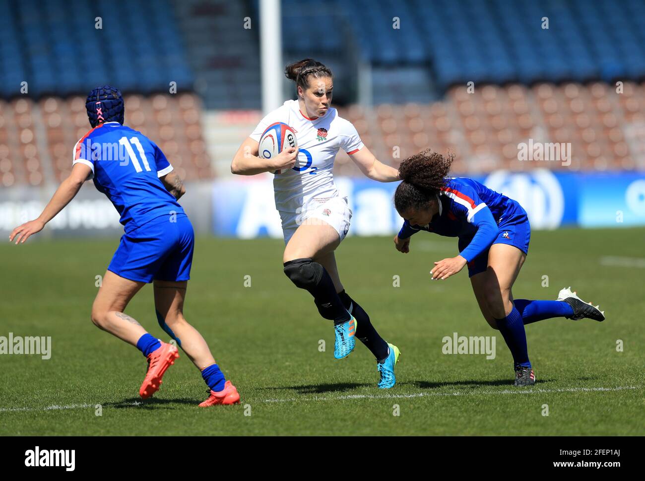 France's Caroline Drouin (right) tackles England's Emily Scarratt during the Guinness Women's Six Nations match at Twickenham Stoop, London. Issue date: Saturday April 24, 2021. Stock Photo