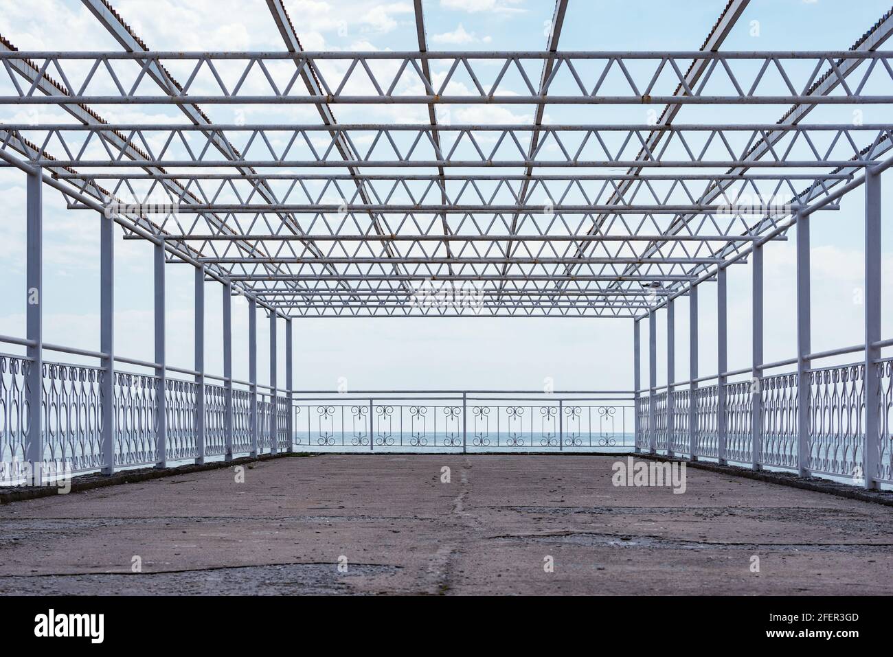 Pier building project hi-res stock photography and images - Alamy