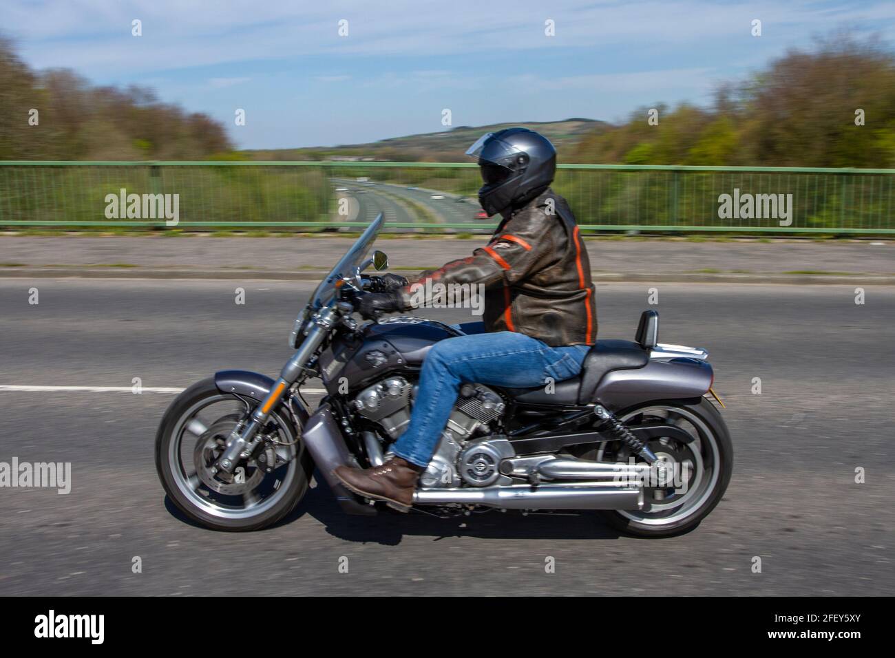 2014 harley davidson vrscf c rod muscle 1247 14 hires stock