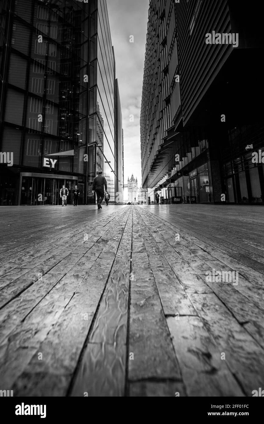 More london Black and White Stock Photos & Images - Alamy