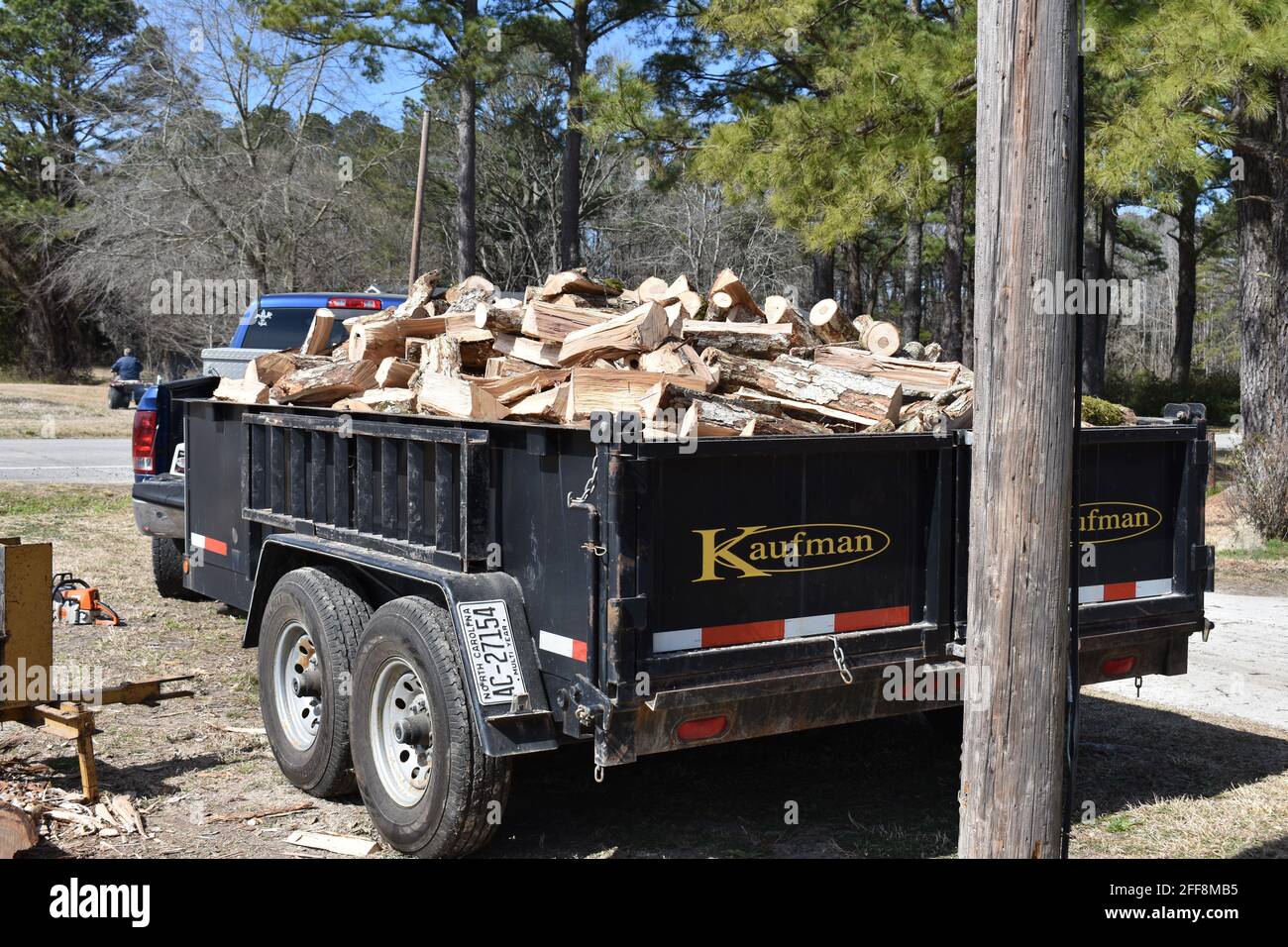 Trailer load of firewood hires stock photography and images Alamy