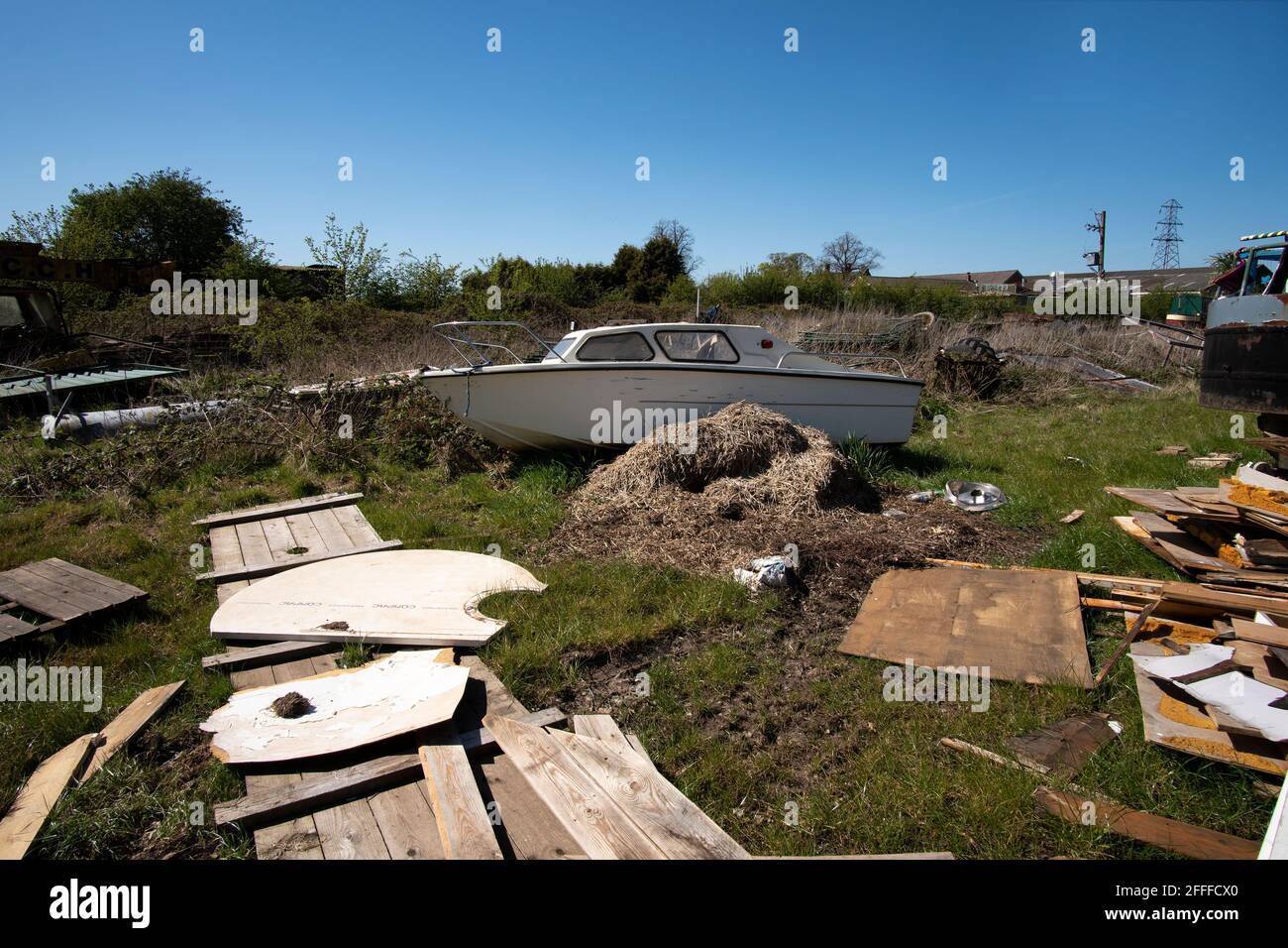 Messy boats hires stock photography and images Alamy