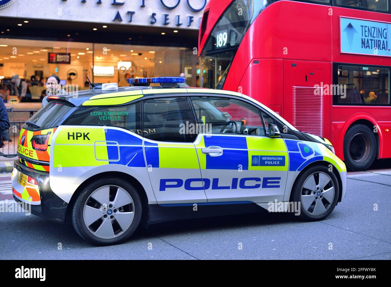 London, England, United Kingdom. A Metropolitan Police car in Oxford Street in London's West End. Stock Photo