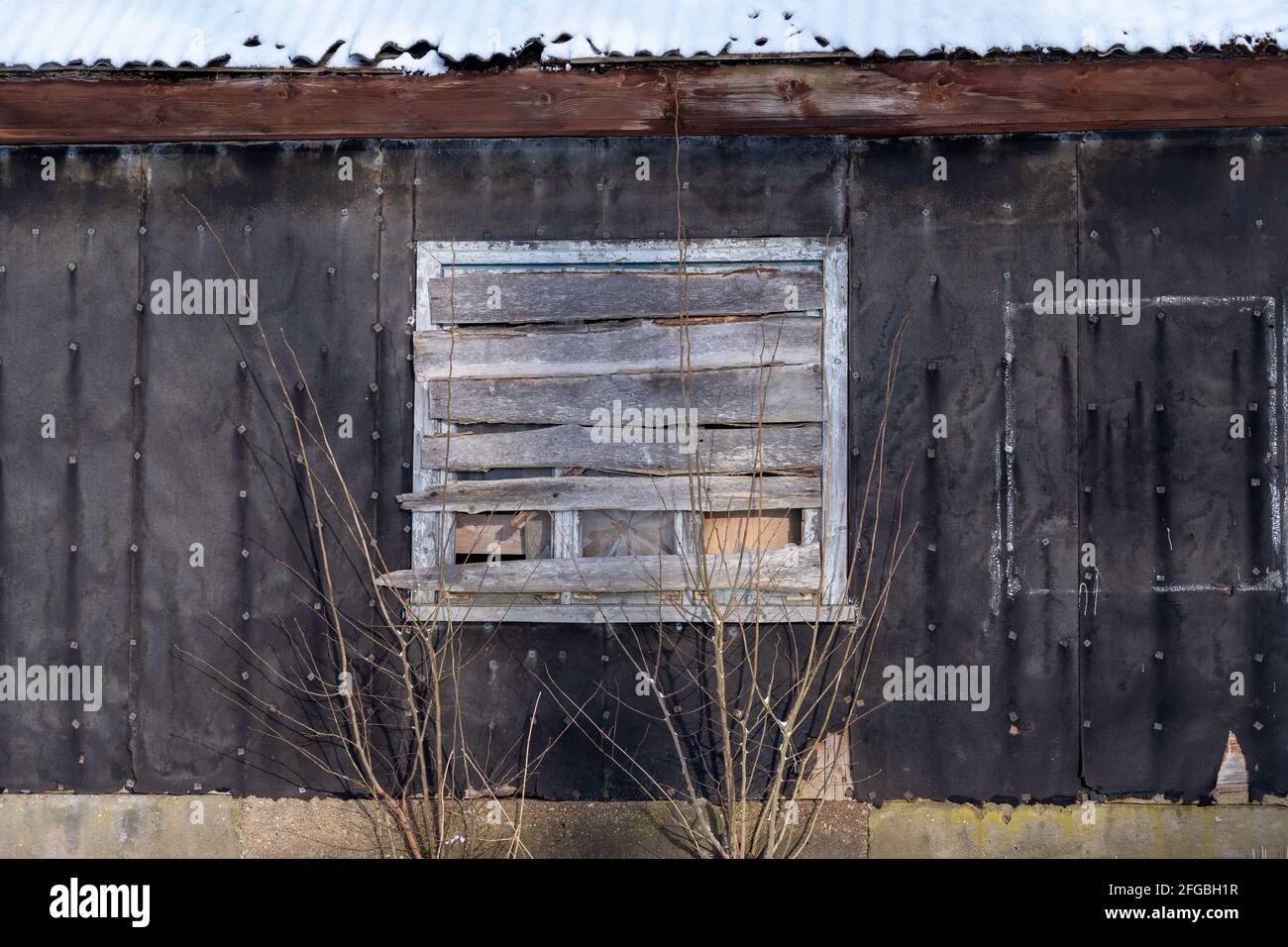 Old destroyed barn on hi-res stock photography and images - Alamy