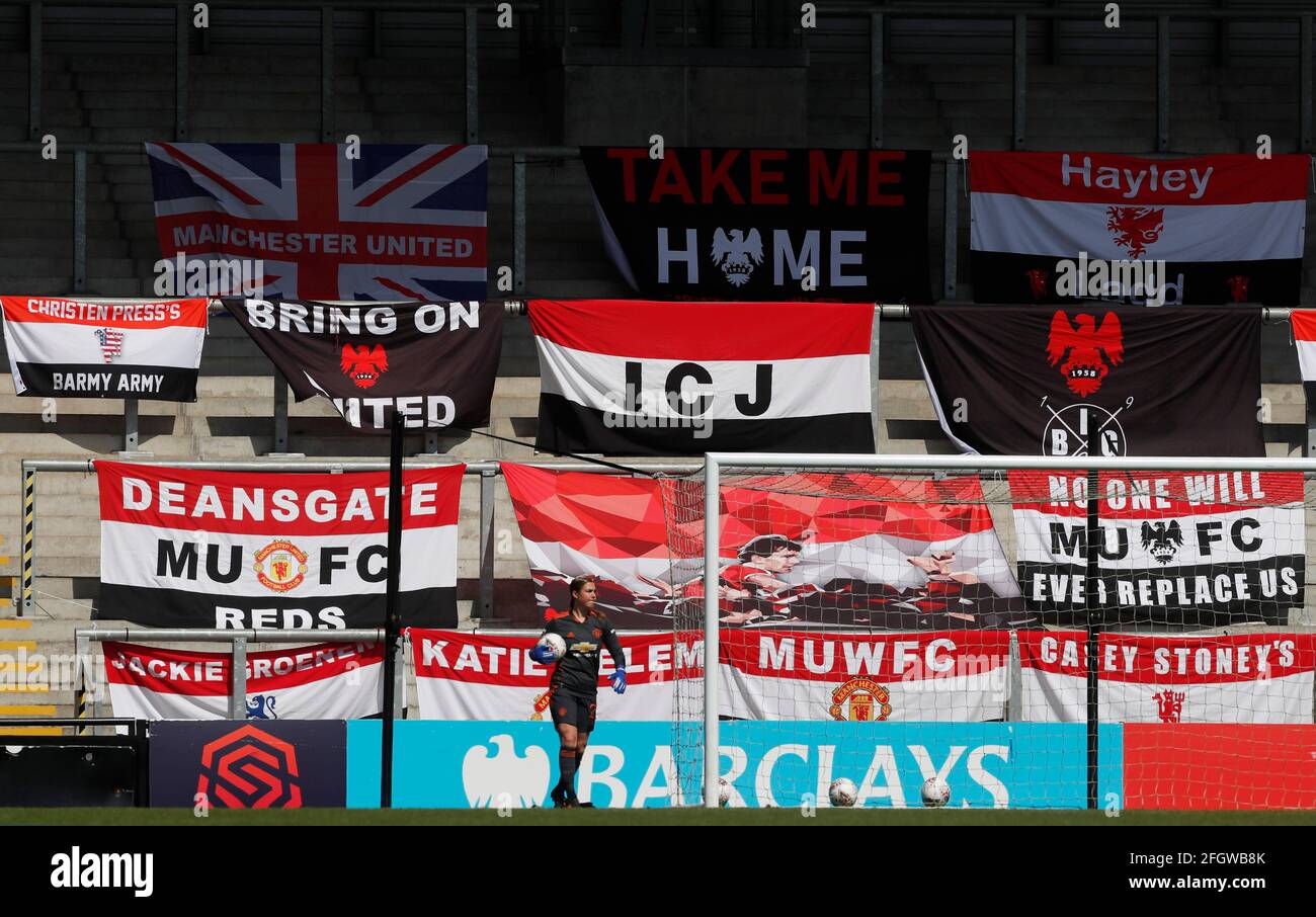 Soccer Football - Women's Super League - Manchester United v Tottenham Hotspur - Leigh Sports Village, Manchester, Britain - April 25, 2021 Manchester United's Mary Earps Action Images via Reuters/Lee Smith Stock Photo