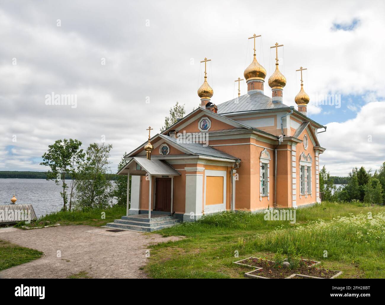 Church of All Saints on the banks of Vazhozero. Vazheozersky Spaso-Preobrazhensky Monastery, Karelia, Russia Stock Photo