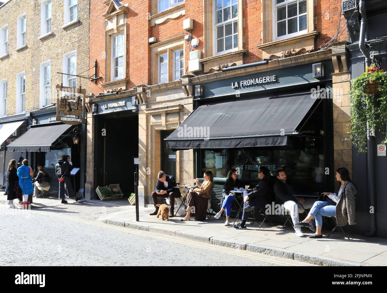 Outdoor dining at pubs & restaurants in Marylebone, according to