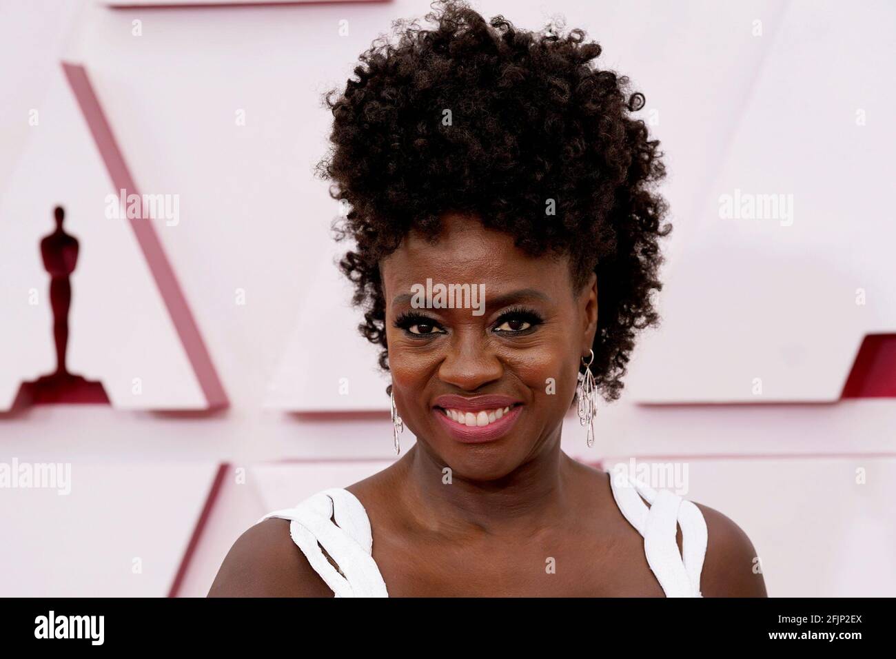 Viola Davis arrives to the Oscars red carpet for the 93rd Academy